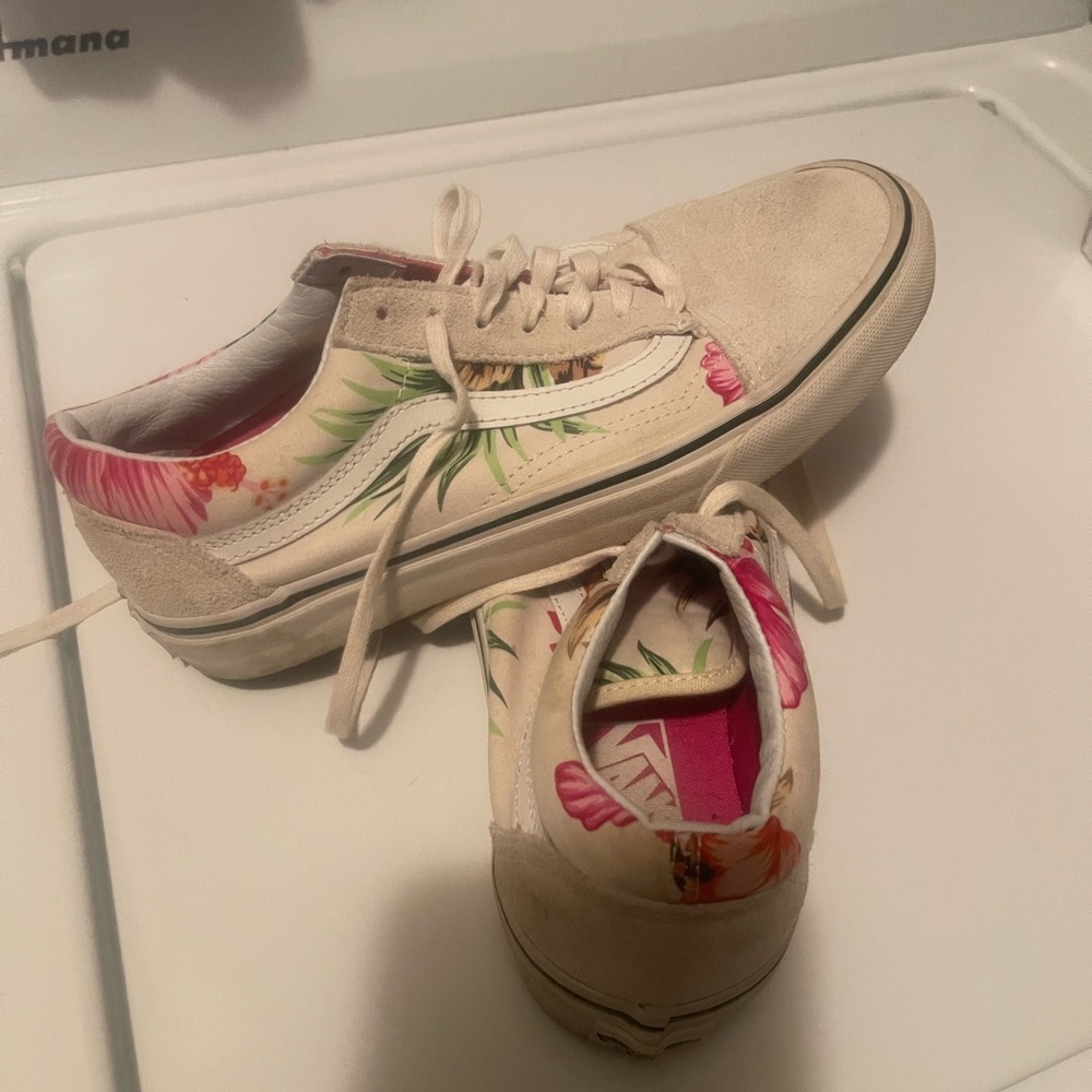 Womens Vans Floral Pattern